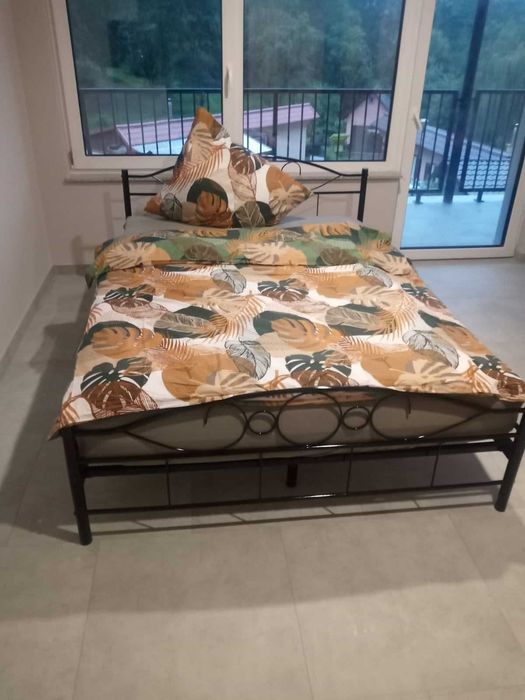 Wynajem apartamentu przy jeziorze