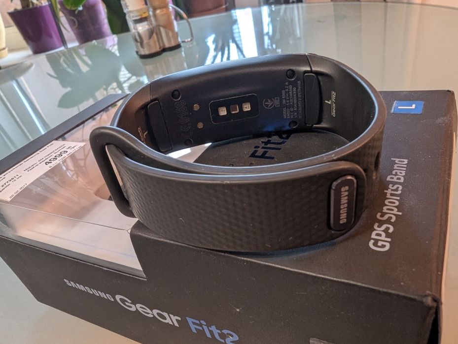 Samsung gear fit2, трекер, смарт годинник