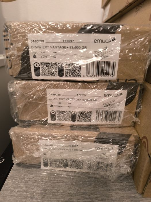 Gavetas Emuca e Strong