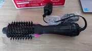 Suszarka Revlon Smaller brush
