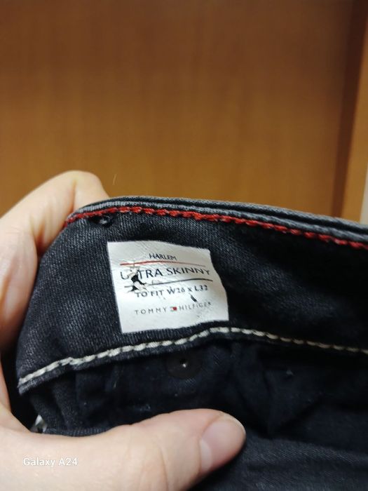 Джинсы Tommy Hilfiger W26×L32 Ultra skinny
