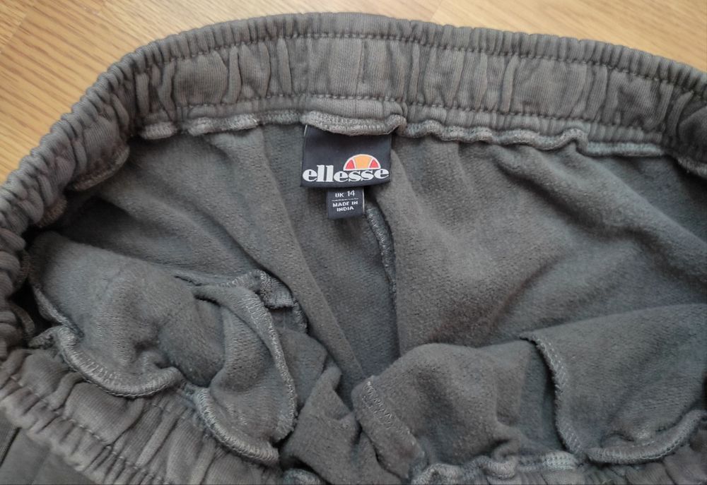Спортивні штани Ellesse