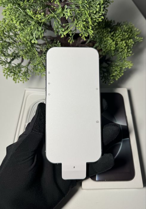 Iphone как Новый 16 Pro 128gb white Neverlock