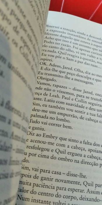 livro: Amanhecer (Luz e Escuridão) de Stephenie Meyer