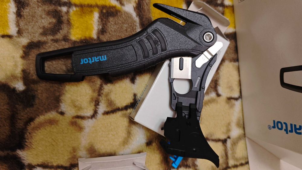 MARTOR SECUMAX 320 Nóż bezpieczny - 10 sztuk