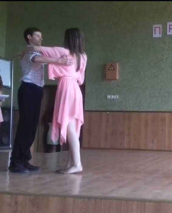 Танцевальный купальник и прозрачная накидка