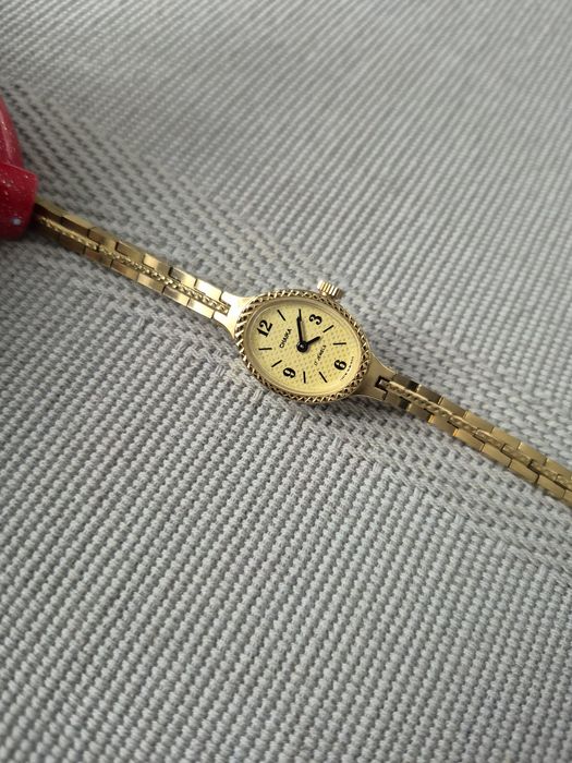 Śliczny stary zegarek mechaniczny Czajka Chaika