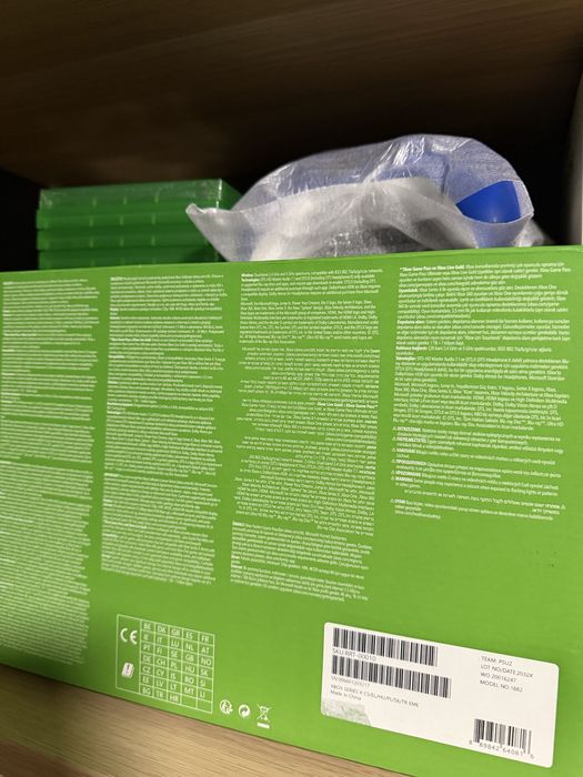 Xbox series x zestaw dwa pady gry