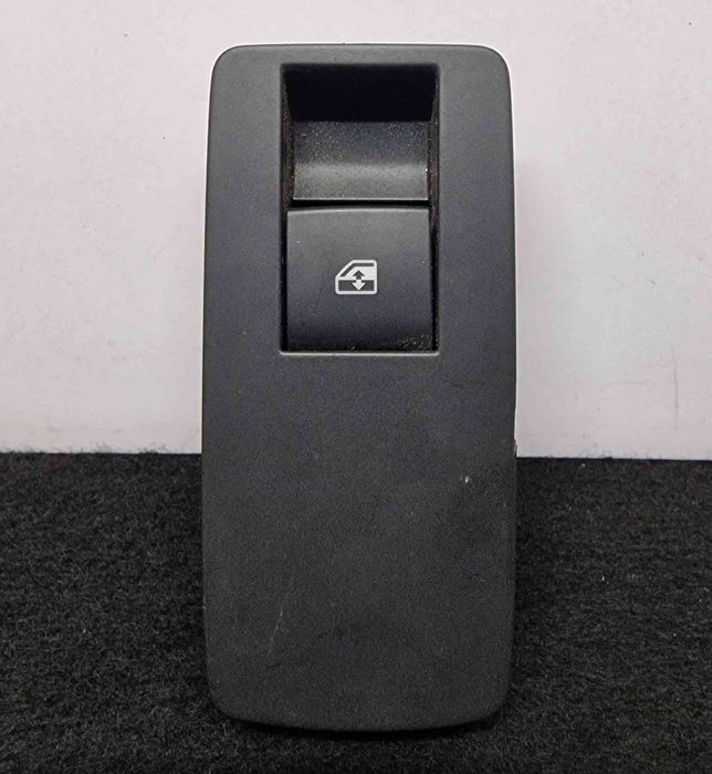 Comando / Botão / Interruptor Vidros Trás Direito 22915110 - OPEL INSIGNIA A três volumes