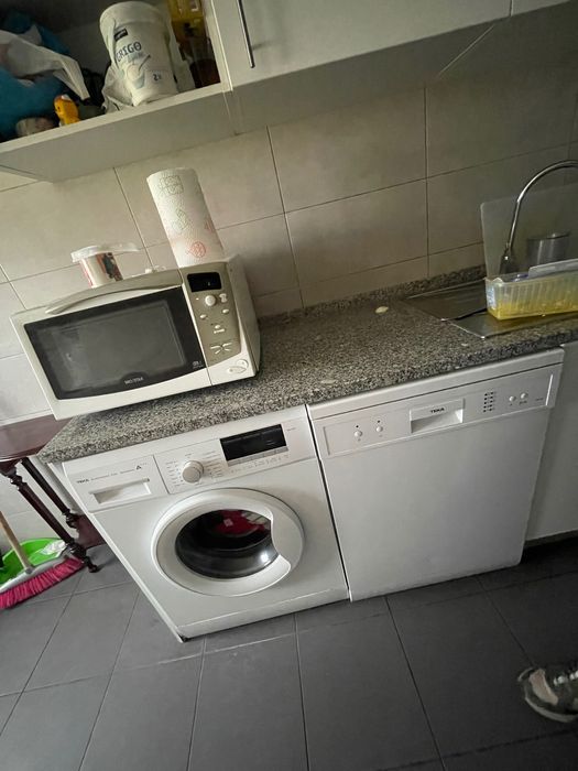 Quarto com varanda para senhor solteiro com caução