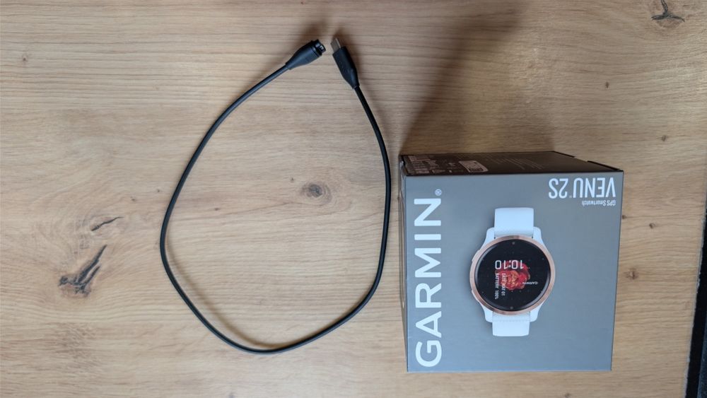 Zegarek Garmin venu 2s jak nowy. pudełko, kabelek