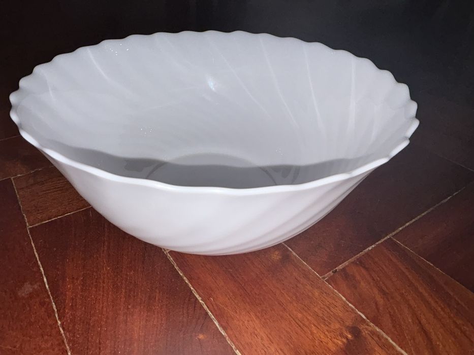 Conjunto 18 pratos + saladeira