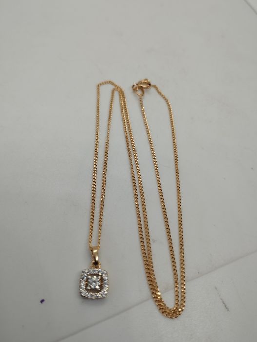 Золотая тонкая цепочка с кулончиком 45 см  1.52 грамма