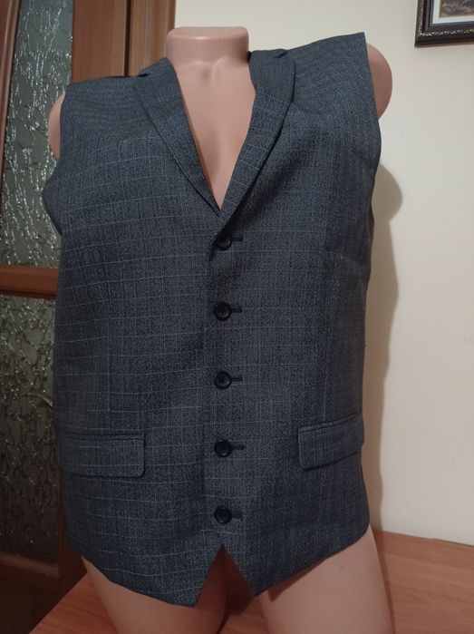 Жилет чоловічий жилетка next