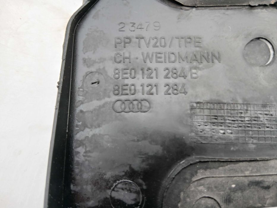 Audi A6 C6 A4 B6 B7 deflektor kierownica powietrza lewa prawa