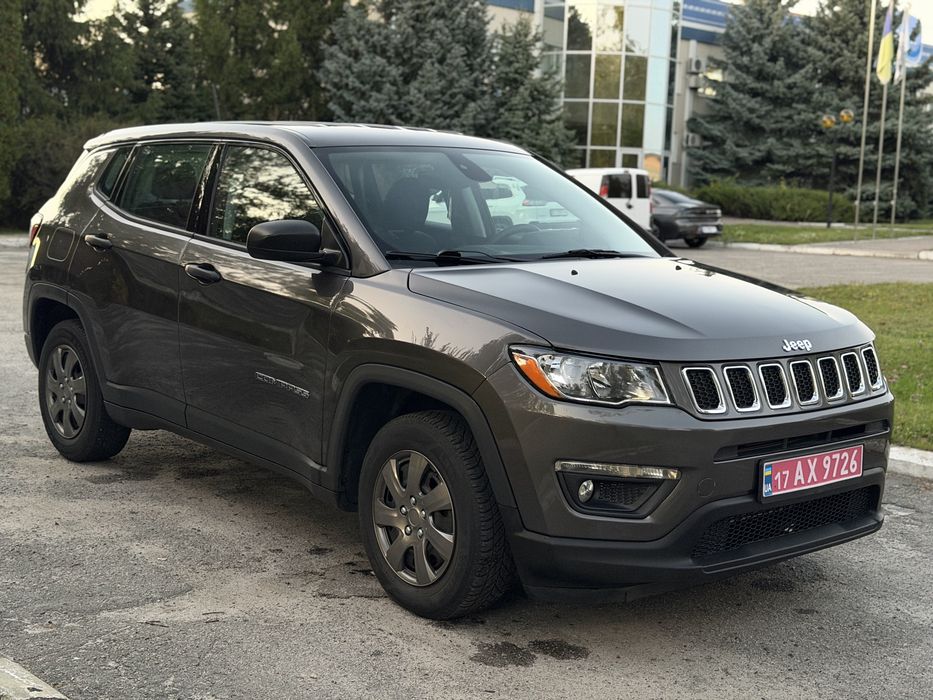 Продам Jeep Compass