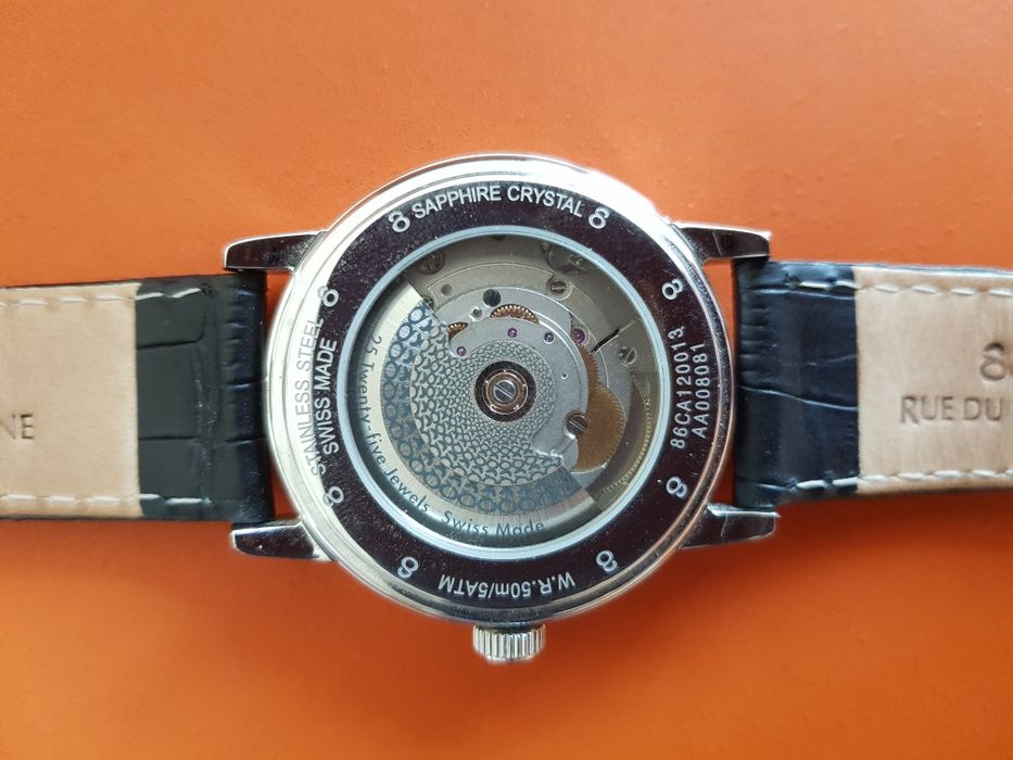 Relógio automático 88 Rue du Rhone Parque das Nações •