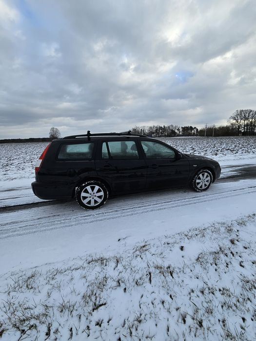 Ford Mondeo 1.8 benzyna