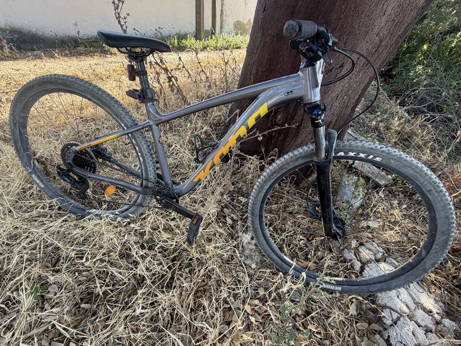Bicicleta BTT Kona Lava Dome