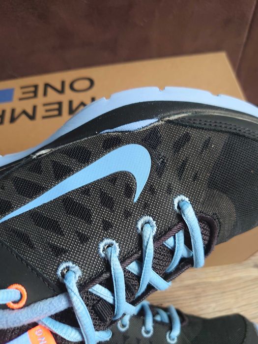 Nike Buty do biegania 38