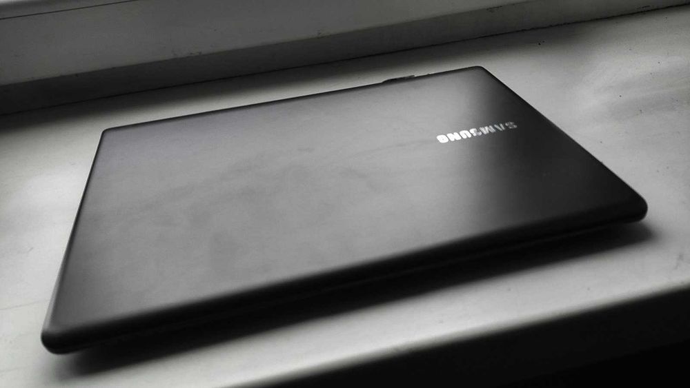 Samsung NP535U3C ноутбук
