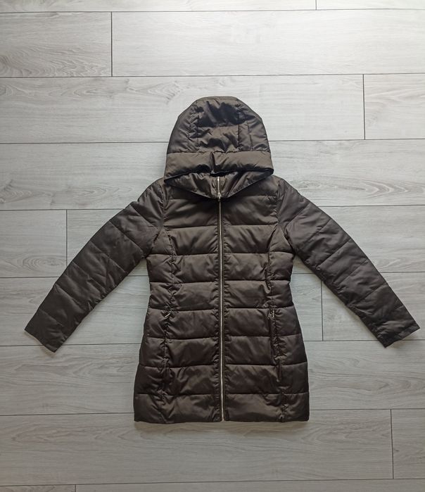 sprzedam pikowany płaszczyk Massimo Dutti M