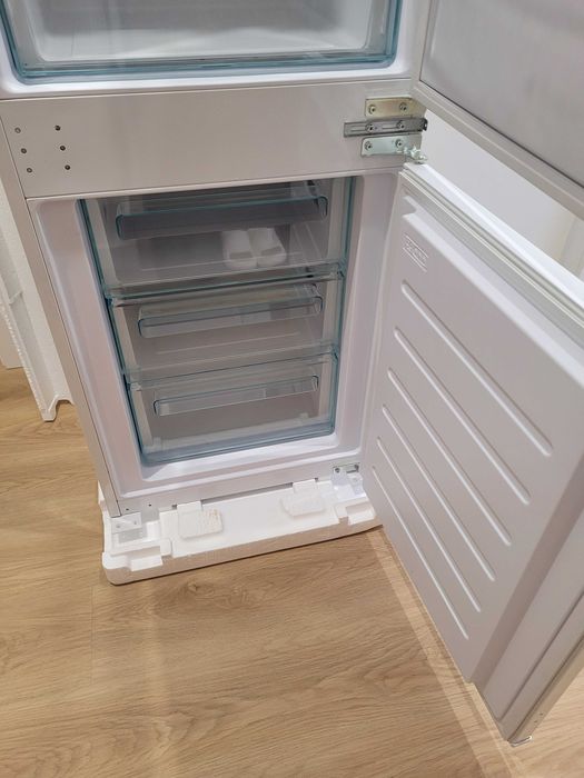 Lodówka candy CBL3518EVW