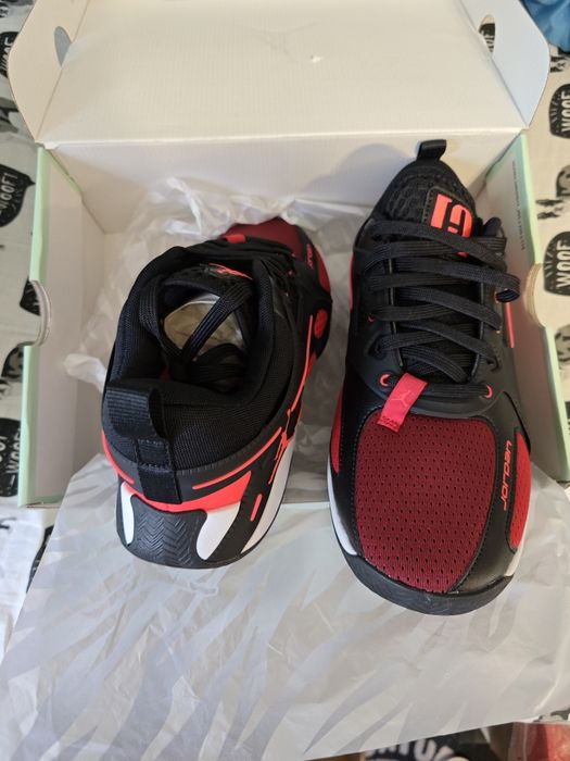 Buty Jordan Heir r. 41