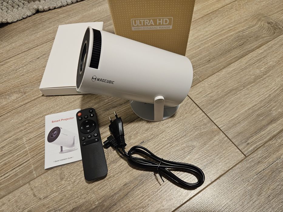 Projektor rzutnik LED multimedialny przenośny wifi Android NOWY