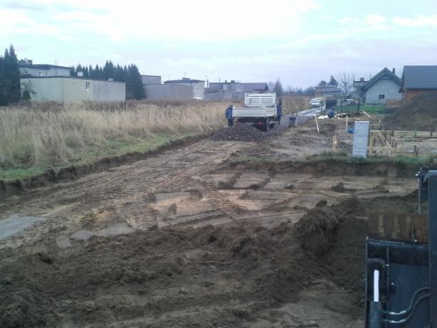 KOPARKA Utwardzanie PLACÓW dróg Transport KAMIEŃ ubijanie WYBURZENIA