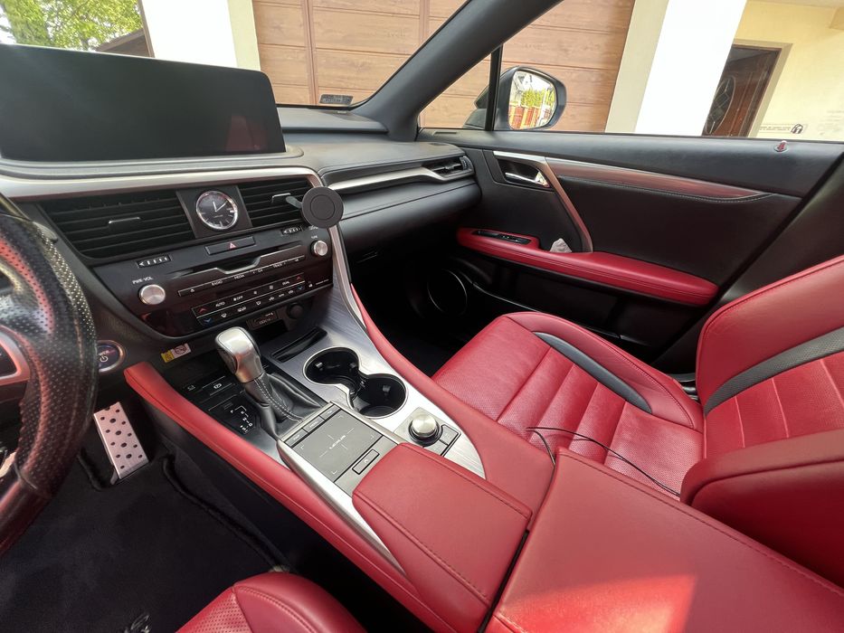 Samochód osobowy Lexus RX450H