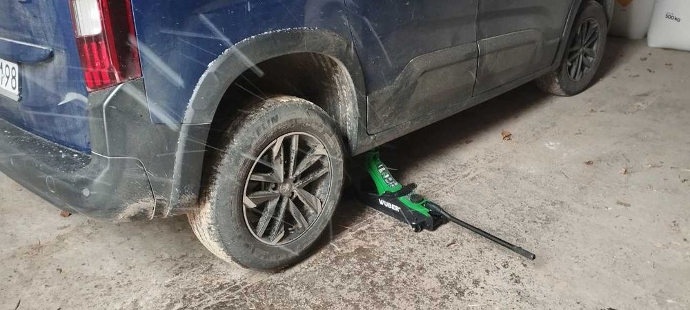 NOWY Podnośnik Samochodowy Żaba Niskoprofilowy 2,5T Wuber