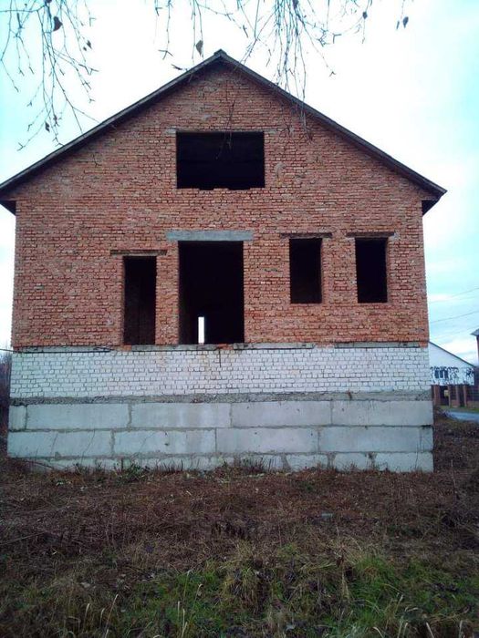 Продається будинок (недобудова)