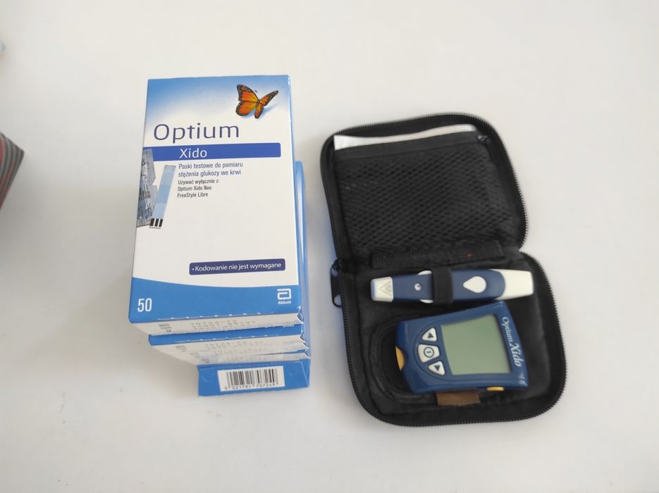 Optium xido glukometr