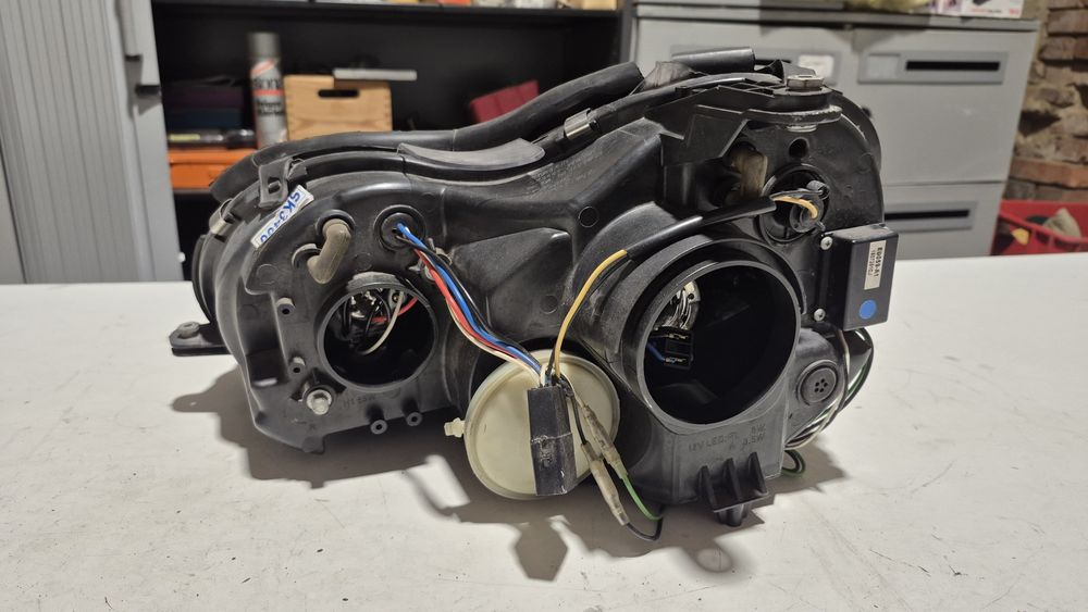 Lampa przod prawa Mercedes Benz SK3.481-113K.04