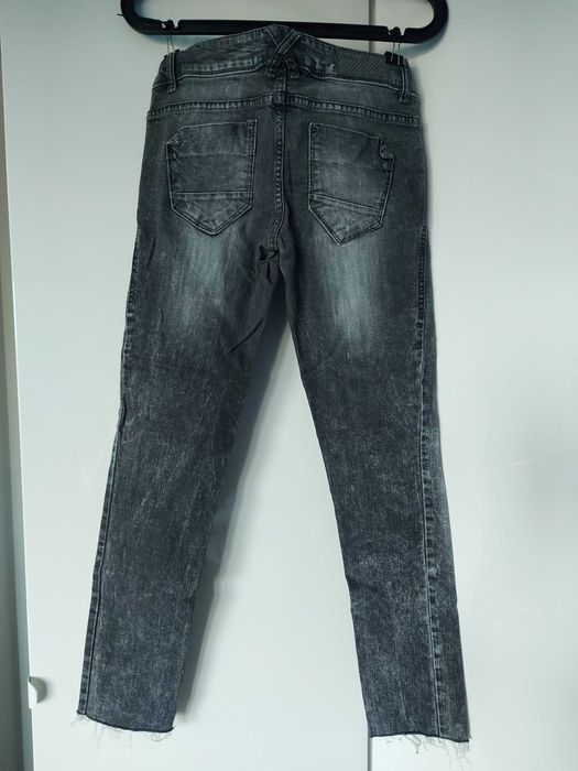 PULL & BEAR Dżinsy szare przecierane marmurkowe roz. 38