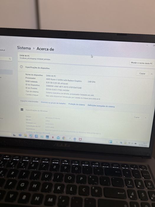 Portátil ASUS 15.6” FHD