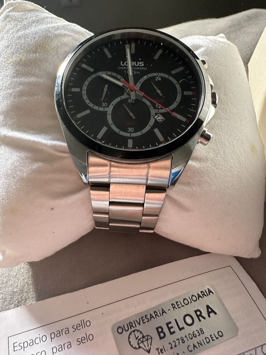 Relogio Lorus ( excelente estado )
