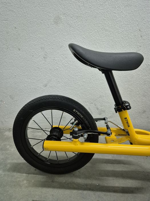 Bicicleta de aprendizagem criança amarelo BTWIN