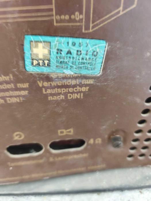 Radio muito antigo