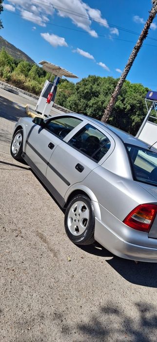 Astra 1.4 ano 2000