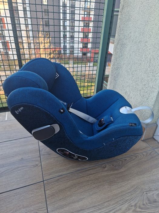Fotelik Cybex Sirona Z+ z bazą