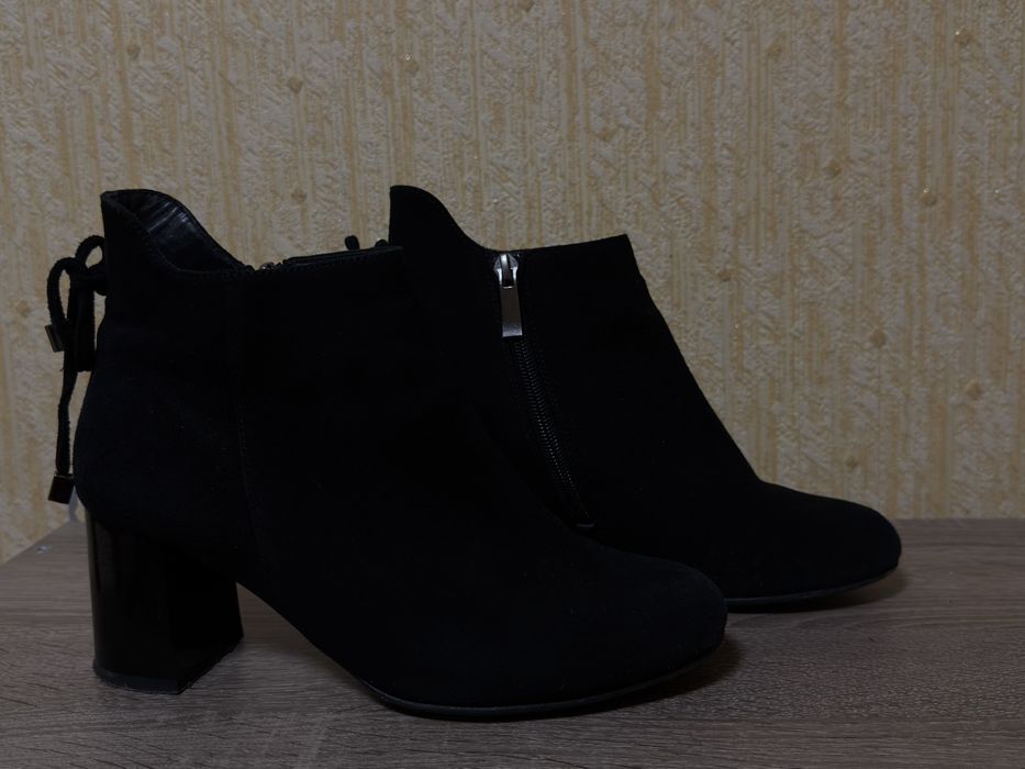 Ботильйони на каблуку