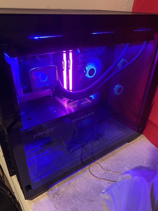 Pc gamer RTX 4070 SUPER 12GB 32GB RAM I7-14700KF