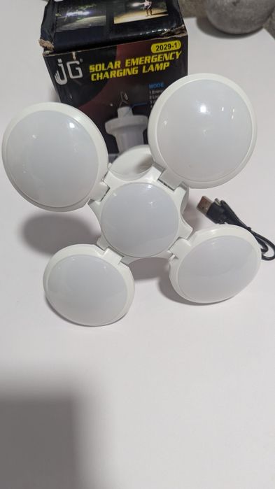 Лампочка з акумулятором розкладна, портативний ліхтар