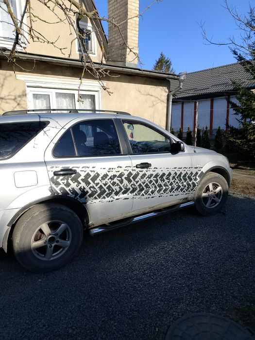 KIA Sorento для військових