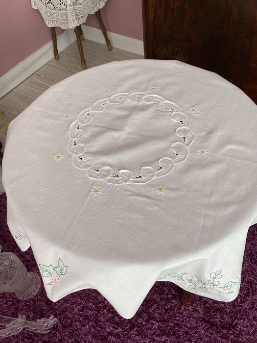 Obrusik  na mały Stolik