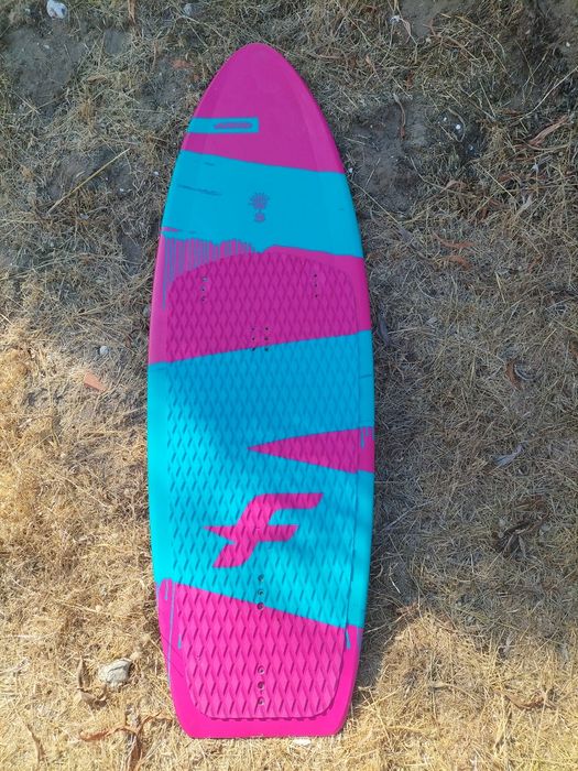 Vendo prancha kitefoil F1