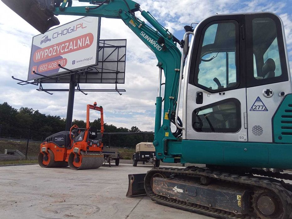 Minikoparka wynajem - transport