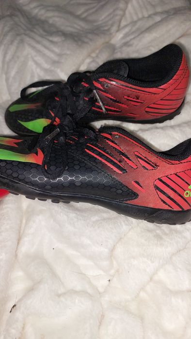 Сороконожки  фірми adidas